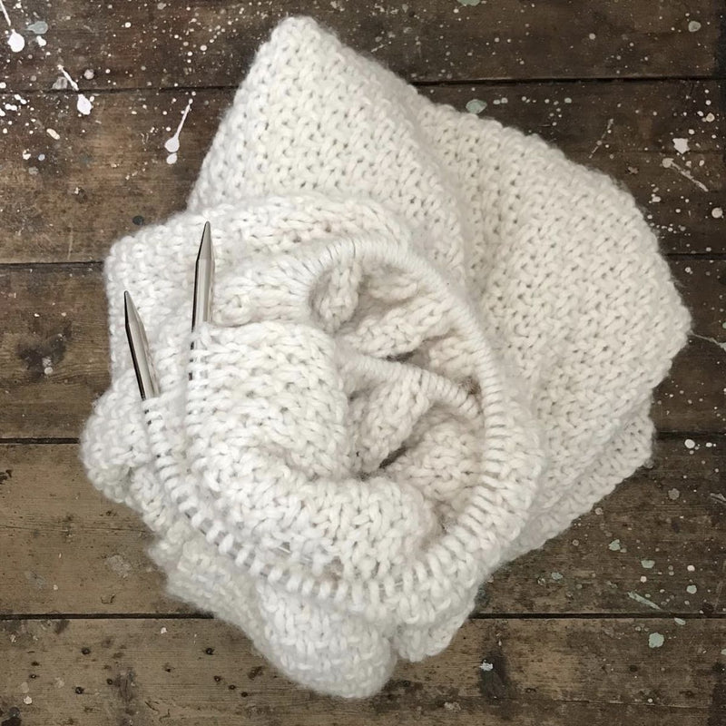 Chunky Knit Blanket Kit, All Materials Included - Yarn + Cø - Maker Kits